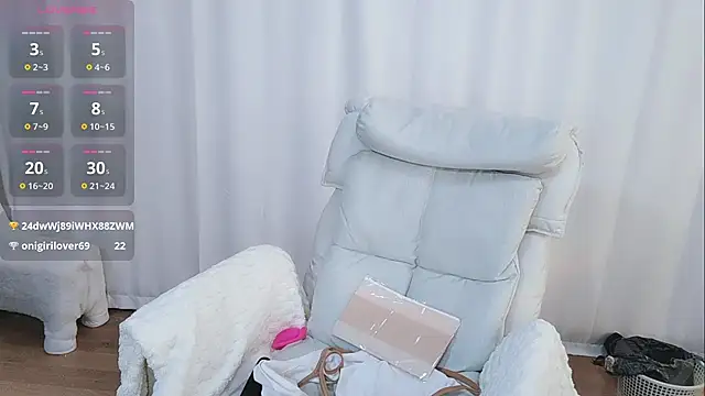 Snapshot of Ailsa-Baby chatting on 25, 10, 2025 Ailsa-Baby online show from 25, 10, 2025