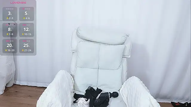 Snapshot of Ailsa-Baby chatting on 22, 11, 2025 Ailsa-Baby online show from 22, 11, 2025