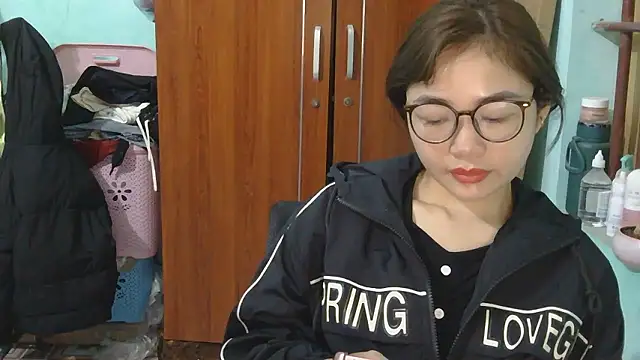 Uhem112 online show from 24, 11, 2025