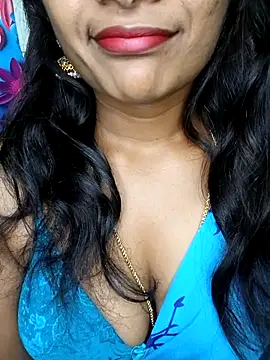 Snapshot of Anu_Reddy_10 chatting on 12, 11, 2025 Anu Reddy 10 online show from 12, 11, 2025