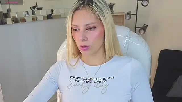 Jennaa Cooper online show from 10, 1, 2026