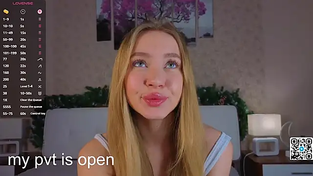 Snapshot of Anna_mileer chatting on 15, 12, 2025 Anna mileer online show from 15, 12, 2025