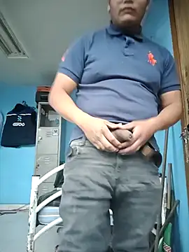 Snapshot of Teddybrocshow0011 chatting on 1, 11, 2025 Teddybrocshow0011 online show from 1, 11, 2025