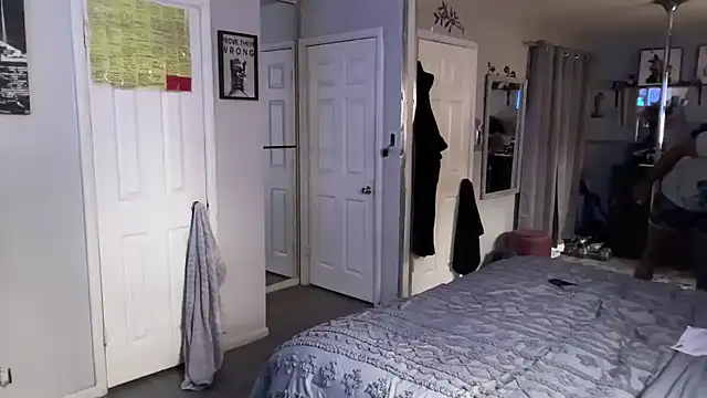 sexyred77713 online show from 20, 2, 2026