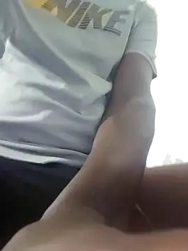 Snapshot of big_cocks_ravi chatting on 9, 11, 2025 big cocks ravi online show from 9, 11, 2025