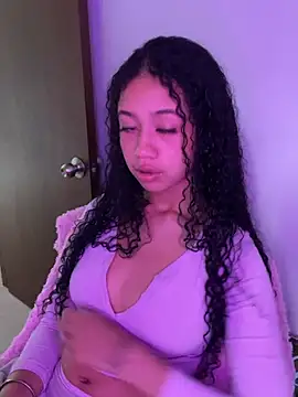 jadee8 online show from 4, 4, 2026