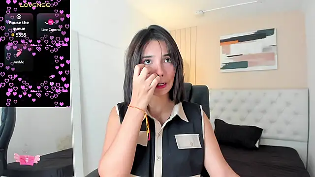 BarbieGirl xx online show from 11, 11, 2025