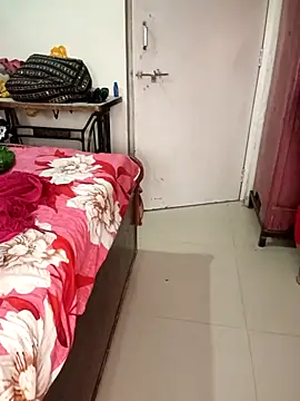 Snapshot of Heart-Kavya chatting on 15, 12, 2025 Heart-Kavya online show from 15, 12, 2025