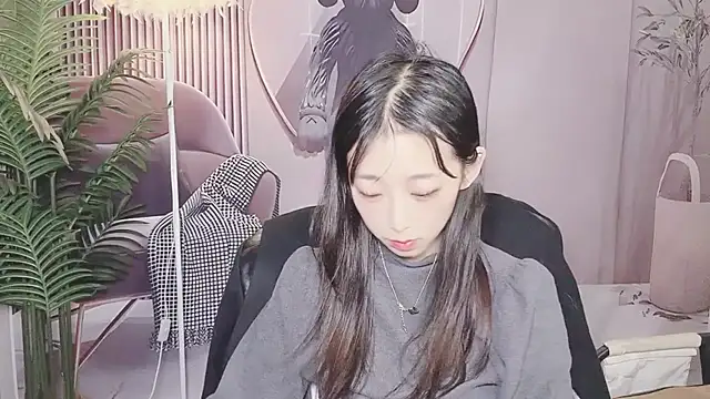 Snapshot of jiangjiang_caicai chatting on 10, 11, 2025 jiangjiang caicai online show from 10, 11, 2025