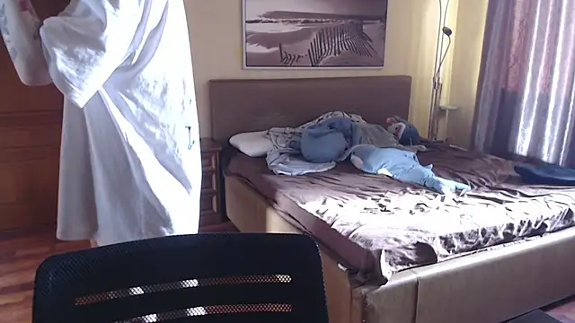 enchanting chloe online show from 16, 11, 2025