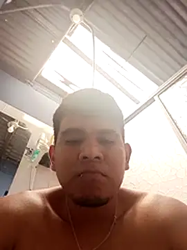 Snapshot of Oscariin96 chatting on 7, 2, 2026 Oscariin96 online show from 7, 2, 2026