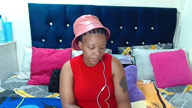 Snapshot of SexyMellon chatting on 19, 10, 2025 SexyMellon online show from 19, 10, 2025