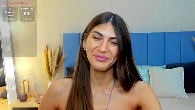 Snapshot of MaggieTurner chatting on 15, 9, 2025 MaggieTurner online show from 15, 9, 2025