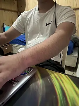 Brinquedo-da-zoe online show from 25, 2, 2026