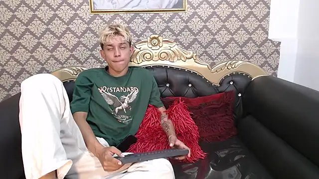 Snapshot of Sebas_cat chatting on 20, 9, 2025 Sebas cat online show from 20, 9, 2025