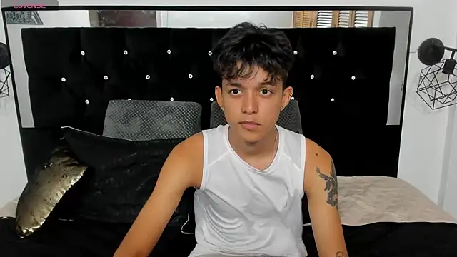 Snapshot of Sebas_cat chatting on 28, 10, 2025 Sebas cat online show from 28, 10, 2025