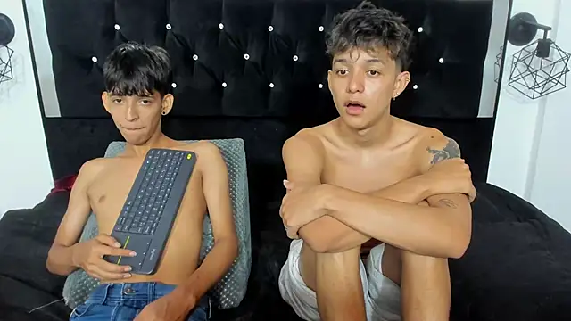 Snapshot of Sebas_cat chatting on 9, 11, 2025 Sebas cat online show from 9, 11, 2025