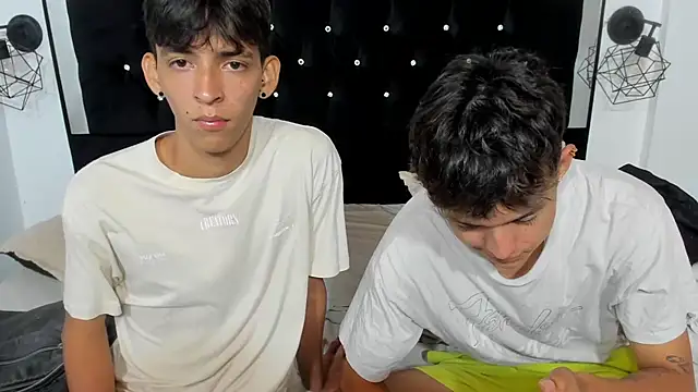 Snapshot of Sebas_cat chatting on 16, 11, 2025 Sebas cat online show from 16, 11, 2025