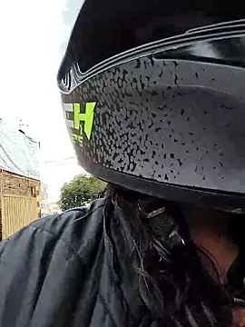 Snapshot of You-sexy-starr chatting on 28, 10, 2025 You-sexy-starr online show from 28, 10, 2025