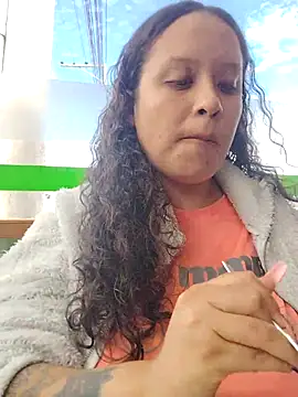 Snapshot of You-sexy-starr chatting on 25, 11, 2025 You-sexy-starr online show from 25, 11, 2025