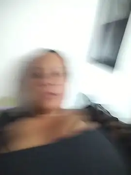 Snapshot of You-sexy-starr chatting on 13, 6, 2026 You-sexy-starr online show from 13, 6, 2026