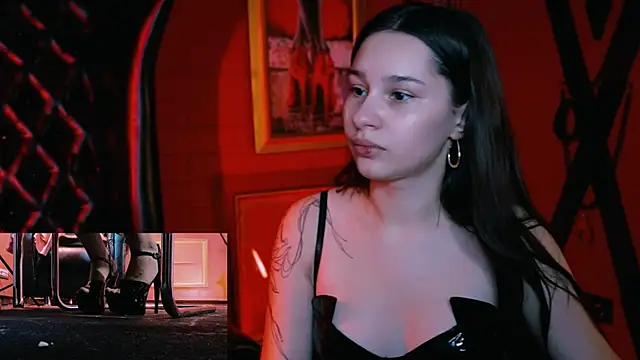 Snapshot of KimClarks_ chatting on 22, 9, 2025 KimClarks online show from 22, 9, 2025