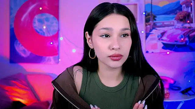 Snapshot of KimClarks_ chatting on 4, 10, 2025 KimClarks online show from 4, 10, 2025