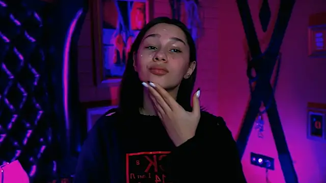 Snapshot of KimClarks_ chatting on 14, 10, 2025 KimClarks online show from 14, 10, 2025