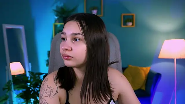 KimClarks  online show from 19, 12, 2025