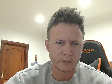 TroyDieselXXX online show from 16, 4, 2026