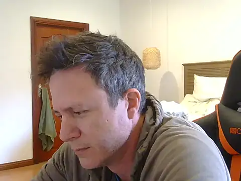 Snapshot of TroyDieselXXX chatting on 18, 6, 2026 TroyDieselXXX online show from 18, 6, 2026