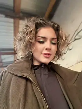 KellyKeler online show from 20, 12, 2025