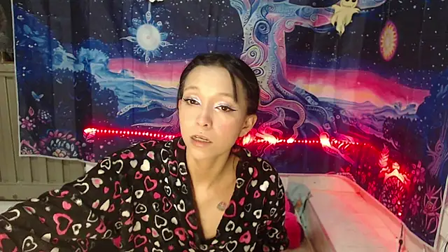 Zafira Mayeers online show from 22, 10, 2025
