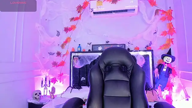 SwettRenata  online show from 31, 10, 2025