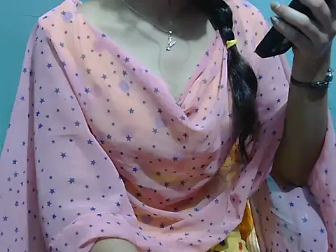 Snapshot of lovely_soniya chatting on 10, 9, 2025 lovely soniya online show from 10, 9, 2025