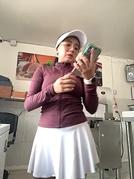 Michelle Zoe online show from 25, 9, 2025