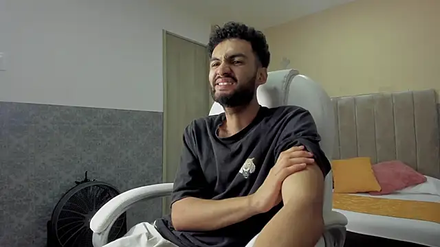 Snapshot of Ryan_Jackson_ chatting on 30, 9, 2025 Ryan Jackson online show from 30, 9, 2025