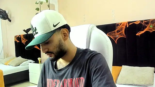 Snapshot of Ryan_Jackson_ chatting on 8, 10, 2025 Ryan Jackson online show from 8, 10, 2025