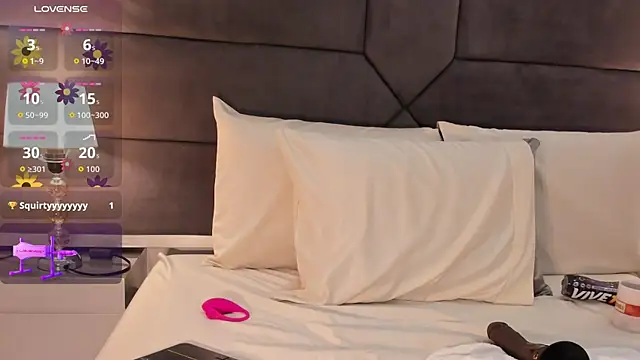 franceska milf online show from 22, 9, 2025