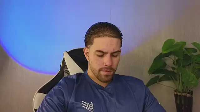 Ades Lowe online show from 27, 11, 2025