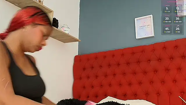 keyla mejia online show from 9, 10, 2025