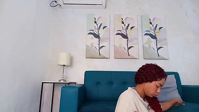 keyla mejia online show from 5, 2, 2026