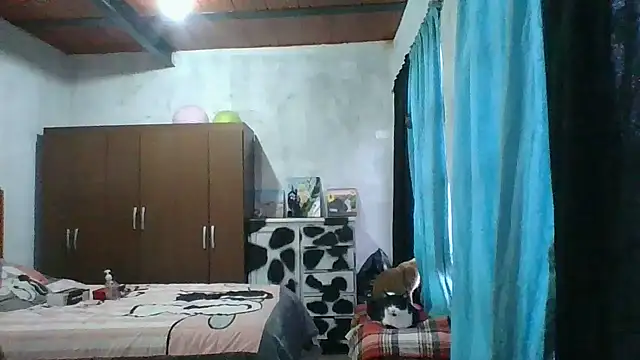 scarlett widow  online show from 13, 10, 2025