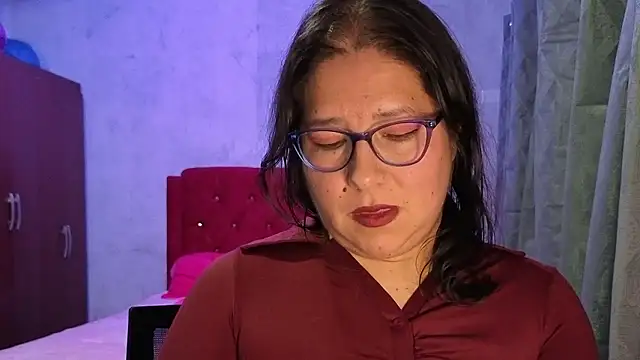 scarlett widow  online show from 9, 1, 2026