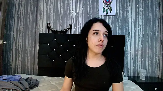 Snapshot of Alicee_Moonn chatting on 28, 11, 2025 Alicee Moonn online show from 28, 11, 2025