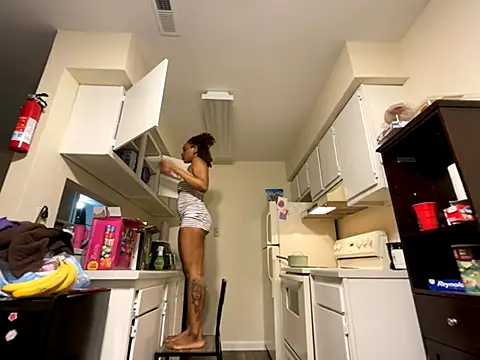 celestemarie 80 online show from 12, 9, 2025