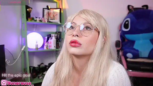 YunoRose  online show from 21, 10, 2025