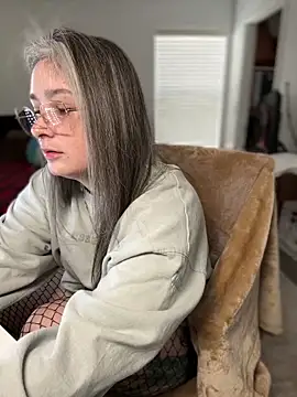 Snapshot of Alix_Valentine chatting on 3, 2, 2026 Alix Valentine online show from 3, 2, 2026