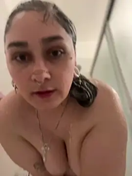 Snapshot of Alix_Valentine chatting on 28, 2, 2026 Alix Valentine online show from 28, 2, 2026