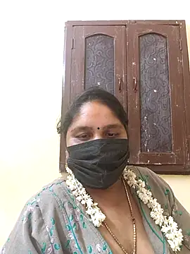 Snapshot of Villageanuty chatting on 12, 9, 2025 Villageanuty online show from 12, 9, 2025